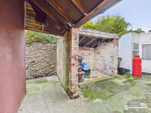 Courtyard- click for photo gallery